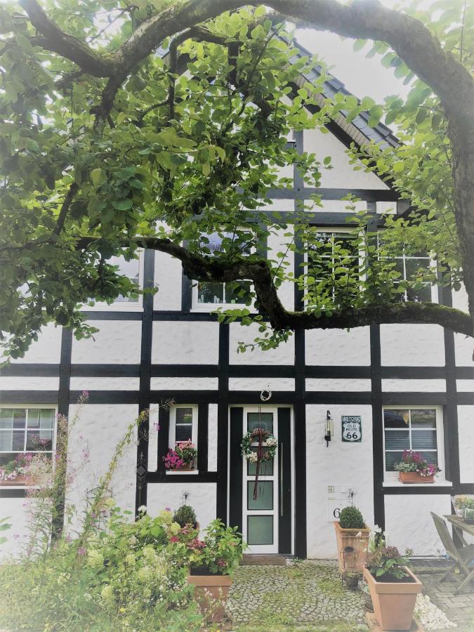 Feriendomizil Burg Apartment Overath Exterior photo